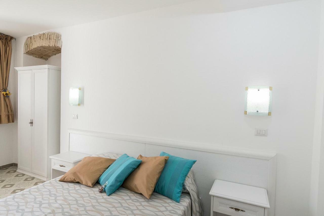 Residenza La Nivera Miglionico Luaran gambar