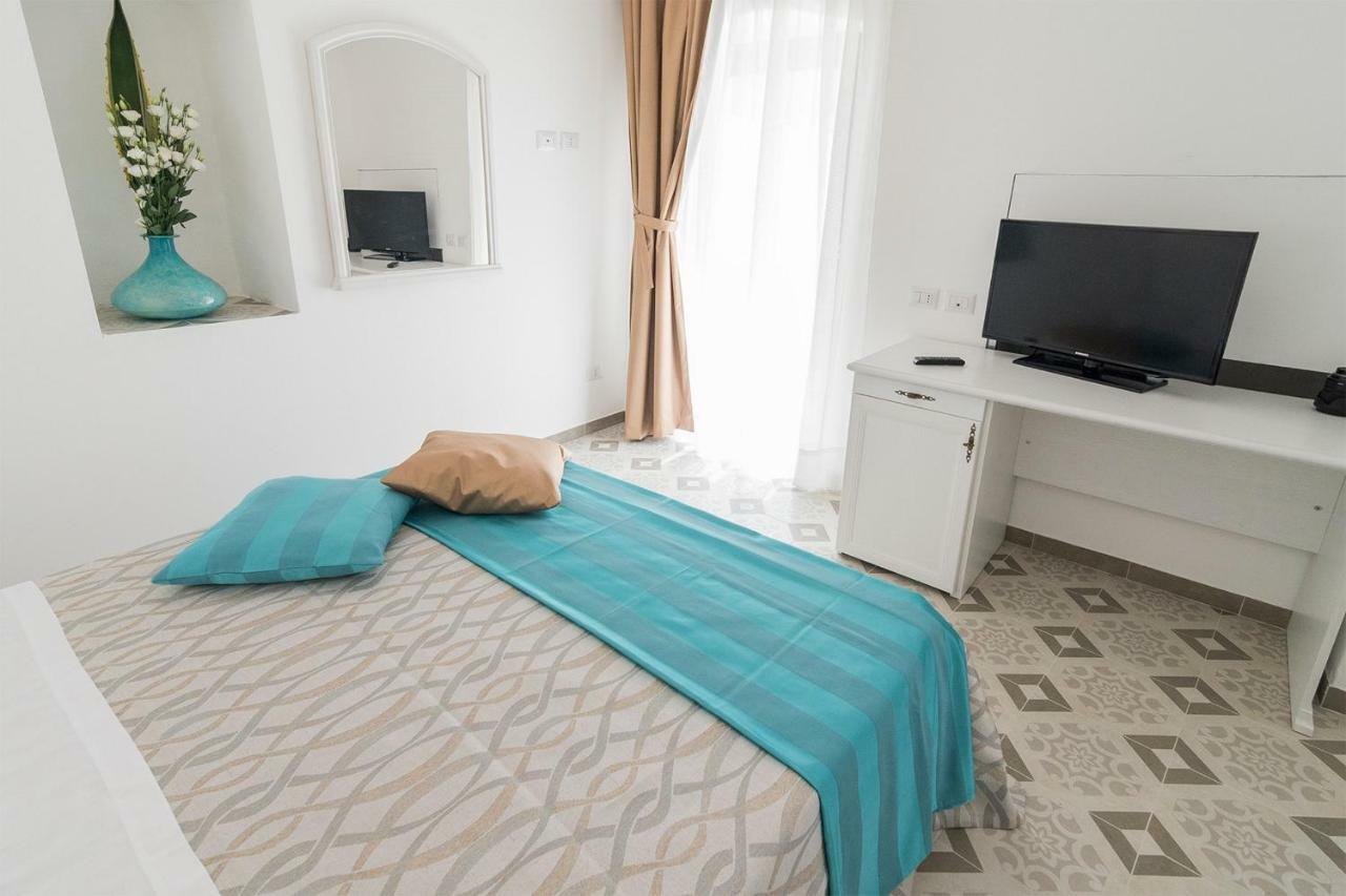 Residenza La Nivera Miglionico Luaran gambar